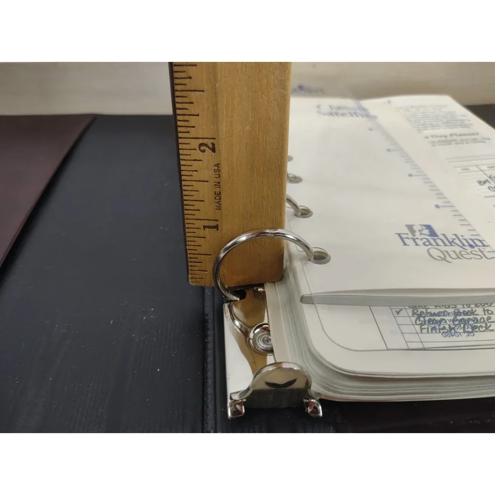 Franklin Covey Vintage 7-Ring Classic Binder Organizer Planner Daytimer w Pages